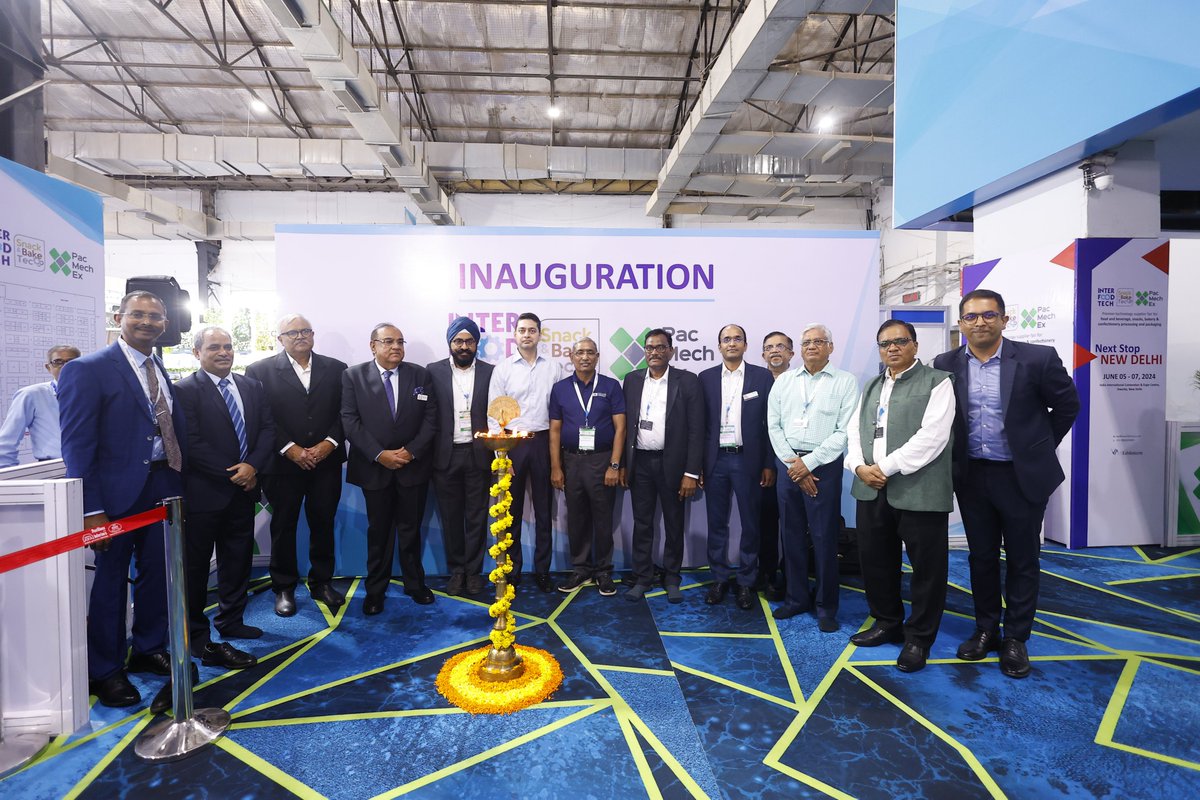 Inter_foodtech's tweet image. Some highlights from Day 1 at Inter FoodTech, Pac MechEx, Snack &amp;amp; BakeTec 2023

#Interfoodtech2023 #Snackandbaketec2023 #PacMecEx2023 #Tradefair #Manufacturingtechnology #foodandbeverageindustry #PackagingTechnology #processingtechnology #Snacks #Bakery #Confectionery #Bombayexpo