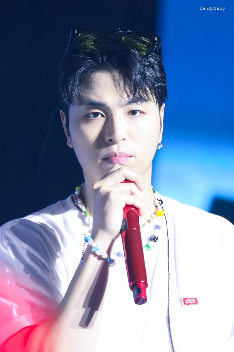 댄디베이비✨ tweet media