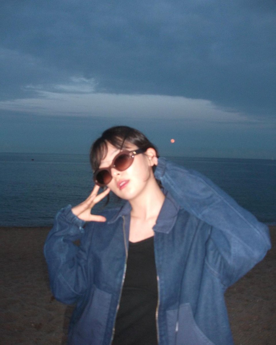 seulgikpics's tweet photo. coolest and prettiest woman actually https://t.co/zHZBanZsfA