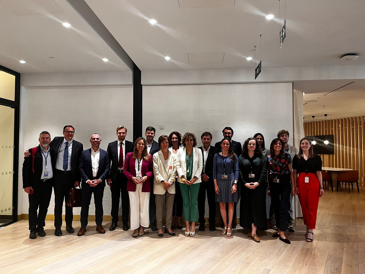Ensuring timely & equitable accessis a crucial goal of the #PharmaceuticalPackage

Yesterday, along with our Spanish companies we met with MEPs @nicogoncas, @DolorsMM & @susanasolisp we discussed how to tackle AMR, strengthening security of meds supply chain & prevent #shortages
