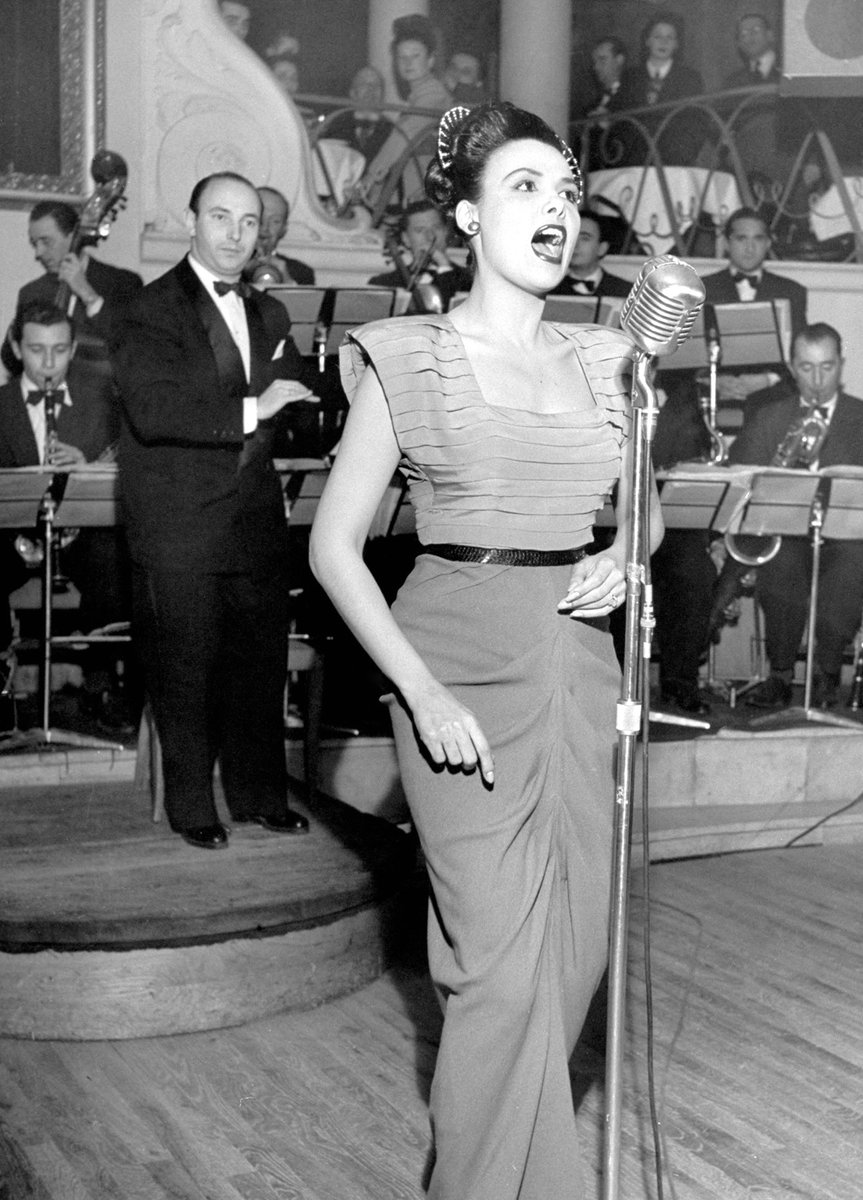 elsotaescala's tweet photo. #bersions
386.- #RobWasserman with #LouReed "One for My Baby (And One More for the Road)" -1998- (#HaroldArlen, #JohnnyMercer) #LenaHorne with Orchestra conducted by #HoraceHenderson -1944-
https://t.co/5EltVyikDi https://t.co/9DuYlLkHnh