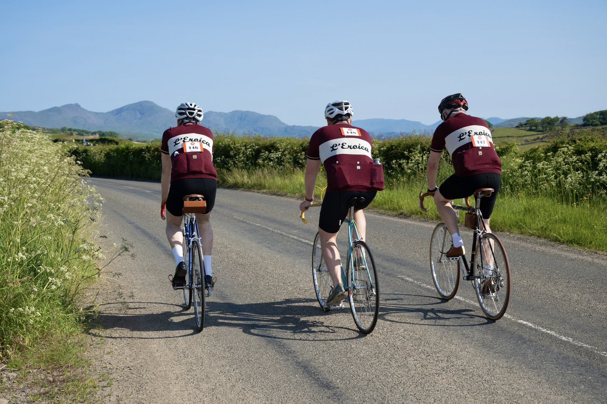 SteveFlemingM9's tweet photo. On the road from Ulverston to Coniston during the @SportiveLakes Veloretro vintage cycling event.
#veloretro #vintagecycling #eroica https://t.co/rZ4eHSgr0E