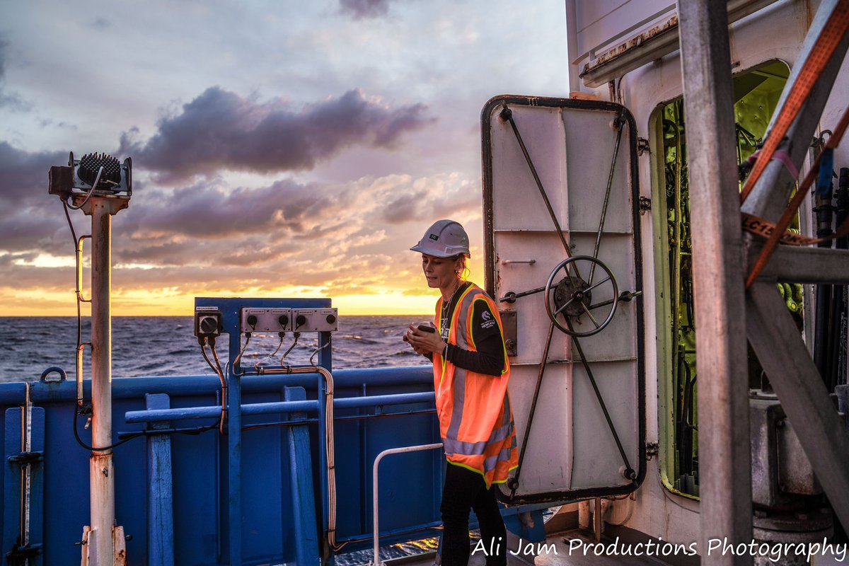 AusYCSEC's tweet image. Happy World Ocean Day! 🌊

This time last year a number of our coastal conference committee members spent 6 weeks voyaging the ocean, mapping the seafloor and observing benthic mud on the East Coast of Australia! 

⛴️🗺️🌊

Get excited @AusYCSEC #coastalconference Sept. 6th - 8th