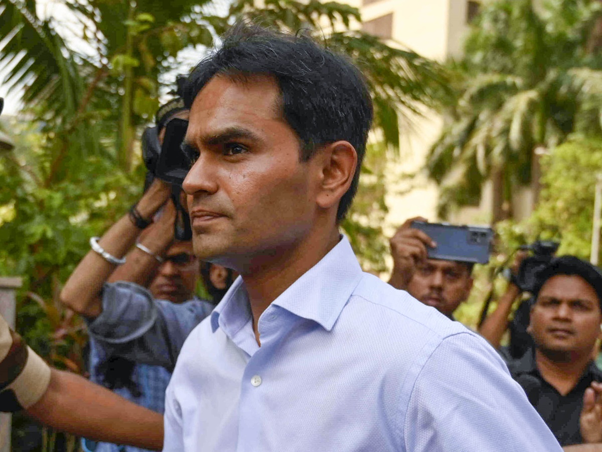 abplive's tweet image. Breaking News Live: Bombay HC Extends Interim Relief From Arrest To Sameer Wankhede Till June 23

Updates: bit.ly/3Cj7uXG

#SameerWankhede #BombayHC #AryanKhanCase