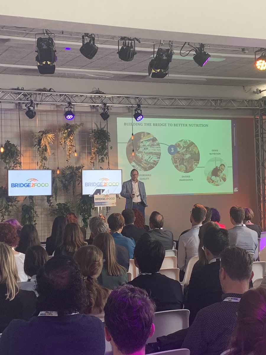 Jake McCammack, VP of EMEA Proteins at ADM says #soy is not the only answer in the world of alternative proteins, we also need local protein ingredients. 

#ADM #alternativeproteins

<a href="/ADMupdates/">ADM</a>