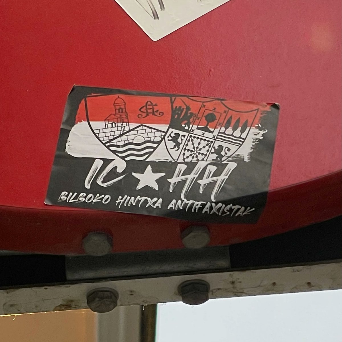 StickerHunting's tweet photo. 🇪🇸 Athletic Club 
Since 1912, Athletic Bilbao has played exclusively with players meeting its own criteria to be deemed Basque 
#AthleticClub, #AthleticBilbao, #LaLiga, #BasquePride, #SanMames 
@AthleticClub @Athletic_eus @Athletic_en @AthleticClubFem @AC_FCenter https://t.co/bv2sdaCFHA