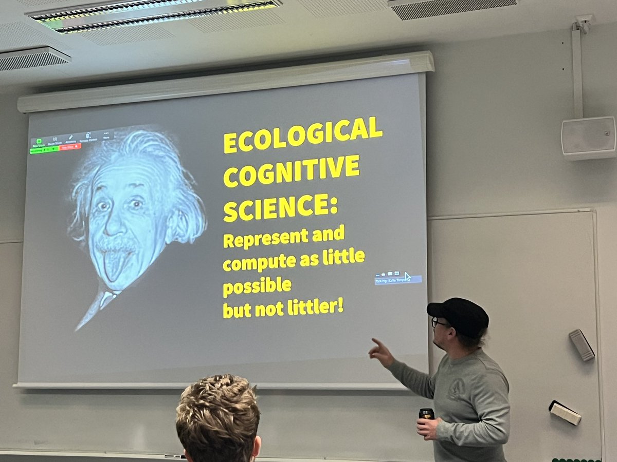 On the spectrum between batshit enactivism and batshit cognitivism