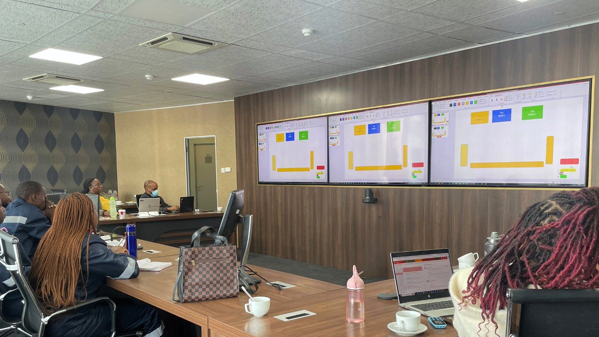 WHOBotswana's tweet image. Thanks to @ProjectECHO, WHO and @MoHWBotswana are setting up a national digital learning and training hub in🇧🇼.
The hub will provide healthcare workers with a platform for sharing timely critical and life-saving information.

#HealthForAll #AllTeachAllLearn