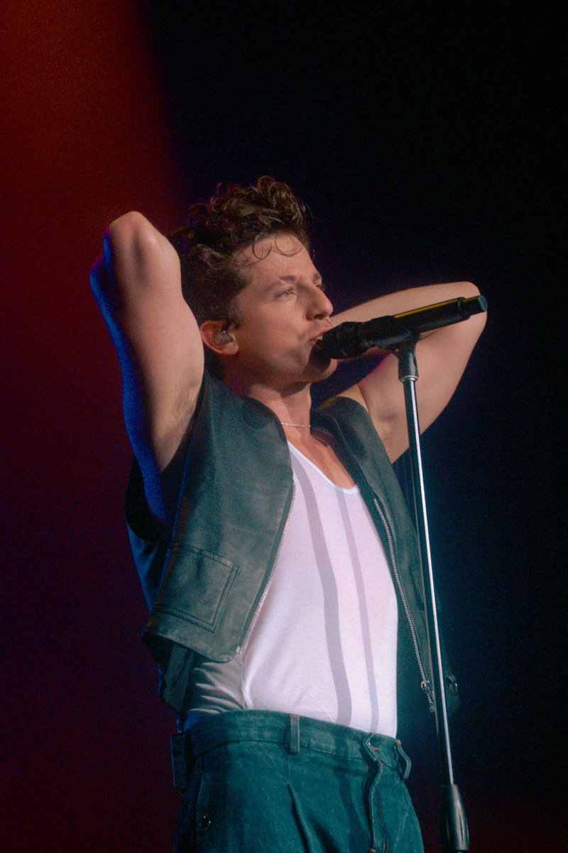 cpchartskr's tweet photo. .@charlieputh is now 100 million streams away to become the most streamed western act on MelOn history!

‼️

#CharliePuth #찰리푸스 https://t.co/2xlaSxoUtL