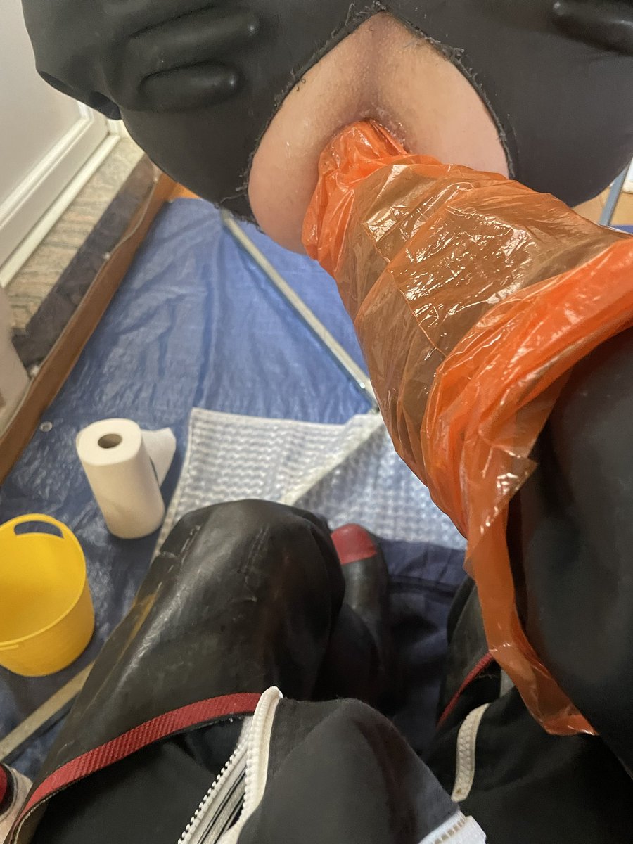 More AI gloves fisting