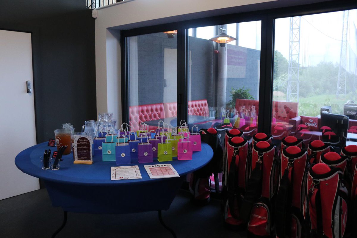 bigshotsgolfuk's tweet photo. 🌺 Women’s Golf Day at BigShots 🌺

We had the best time on Tuesday evening surrounded by wonderful women who love golf! 🏌️‍♀️

It was great to meet everyone, stay tuned for more inclusive events here at Northwick Park⭐️

#golf #womensgolfday #womeninsport https://t.co/yCyNCU697i