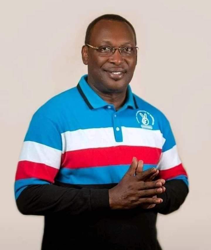 Emmakimambo1's tweet photo. Mhe. Mbowe anahoji, "Waziri Mbarawa (Mzanzibari), kaingia mkataba tata unaohusu bandari za Tanganyika kwa niaba ya Rais Samia (Mzanzibari). Kama huu mkataba unamaslahi, mbona hajaingia mkataba kuhusu bandari za Zanzibar hali ya kuwa bandari ni mambo ya muungano?"
#Retweet1000 https://t.co/Ol4fWLJFF8