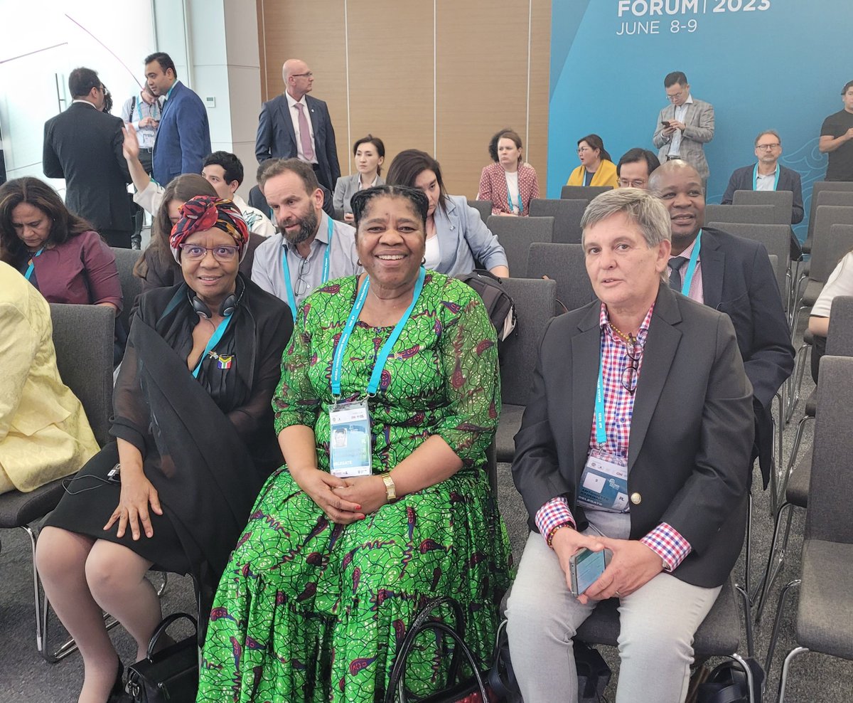 TheDiplOmats_'s tweet photo. Renaud Girard facilitates a discussion on the 'Future of #Multilaterism'. @anil_sooklal #SouthAfrica 's #BRICS Sherpa participating in the discussion at the #AIF2023
'Coming together or moving apart?'
Also present is 🇿🇦
Deputy Minister Candith Mashego-Dlamini. https://t.co/oeULkMELu5