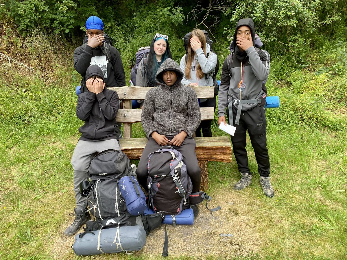 Day 2 of <a href="/DofE/">The Duke of Edinburgh’s Award</a> Silver Assessment for Group 2 of <a href="/AldersleyTeam10/">AldersleyTeam10</a> 🥈<a href="/AldersleyHighSc/">AldersleyHighSchool</a> <a href="/agrimshaw7/">Mr Grimshaw</a> <a href="/MissKaurAHS/">Miss Kaur</a> The sun is shining and the Stiperstones await!  and stunning backdrop to Checkpoint 9. “Nothing ventured, nothing gained. And venture belongs to the adventurous.”