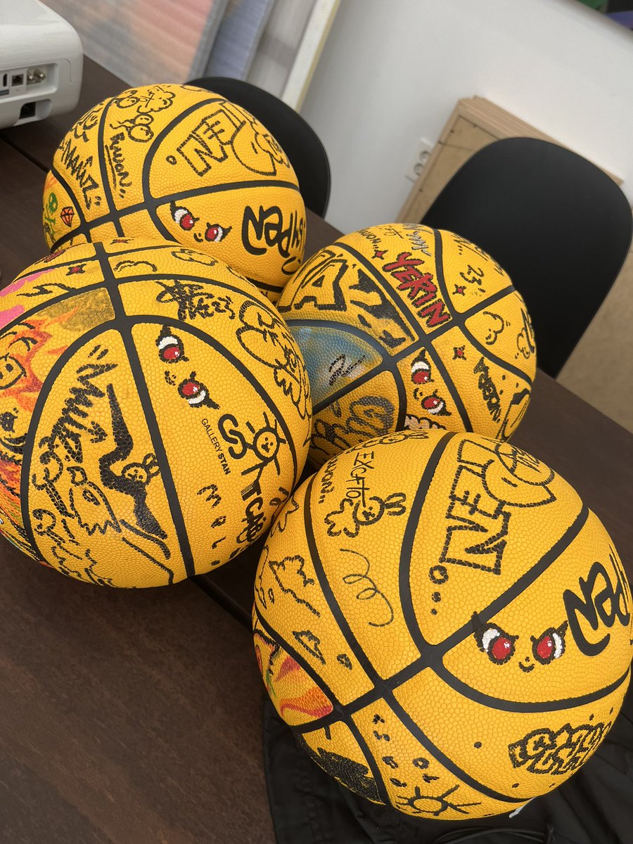 Gm✨🏝️
Can you find BeauBeau? 😈