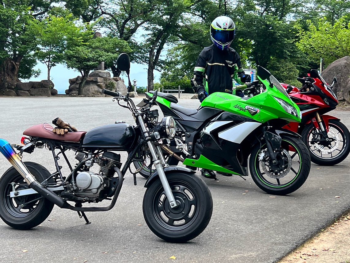 2003_oni's tweet photo. 平日のツーリングは最高なんよ、、 https://t.co/zWD9pOZqAd