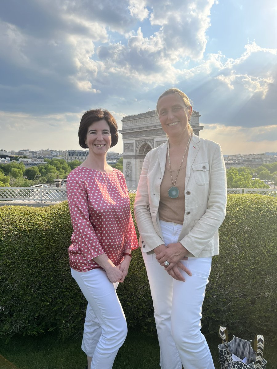 vivendi's tweet photo. En tant que partenaire de longue date de ce magnifique #festival de musique classique au cœur de la #Corrèze, Vivendi est enchanté d’accueillir le @festivalVezere pour la présentation de la programmation de cette nouvelle saison ! 🎶
En savoir plus ▶️ https://t.co/hjnYCBw7H3 https://t.co/VZukbY67dG