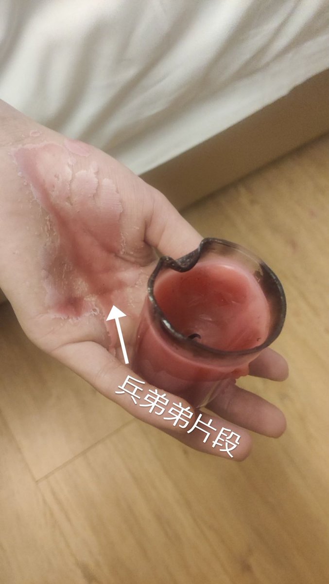 zoetanyan's tweet photo. 缺个毛绒绒的尾巴 https://t.co/fBBXm4sBFA