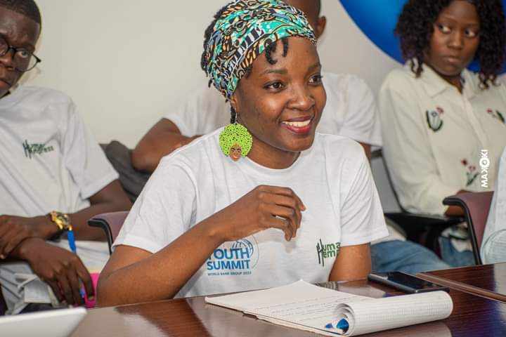 PsPaule's tweet photo. Une jeunesse connectée, unie dans la réflexion, chacun dans son domaine, se conjurant a un effort commun " #espoir 

@Human_empress_asso
Changement climatique, solutions locales #Brazzaville https://t.co/54FkTVfvTS