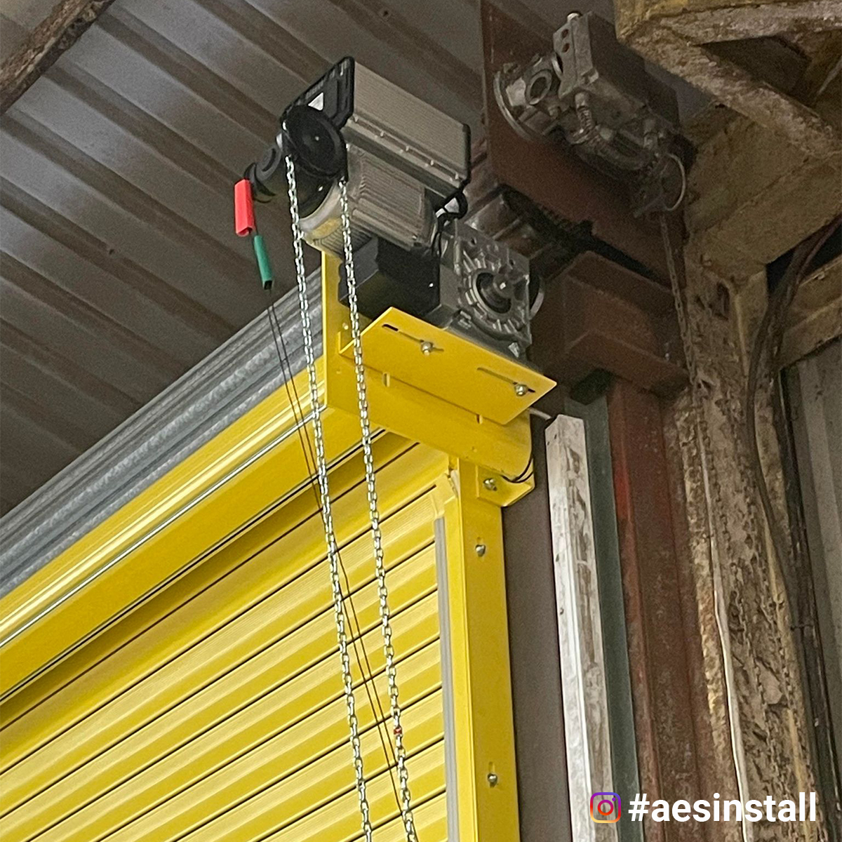 AESglobalonline's tweet image. eLOOP commercial by D Cook Multi-trade at an animal feed plant, Wales. 
@SWSUKsecurity automated door and @GfAUKLtd high-speed motor. aesglobalonline.com/e-loop

#garagedoors #rollershutter #aeseloop #forklift #industrialdoors #accesscontrol #gateautomation  #commercialdoors