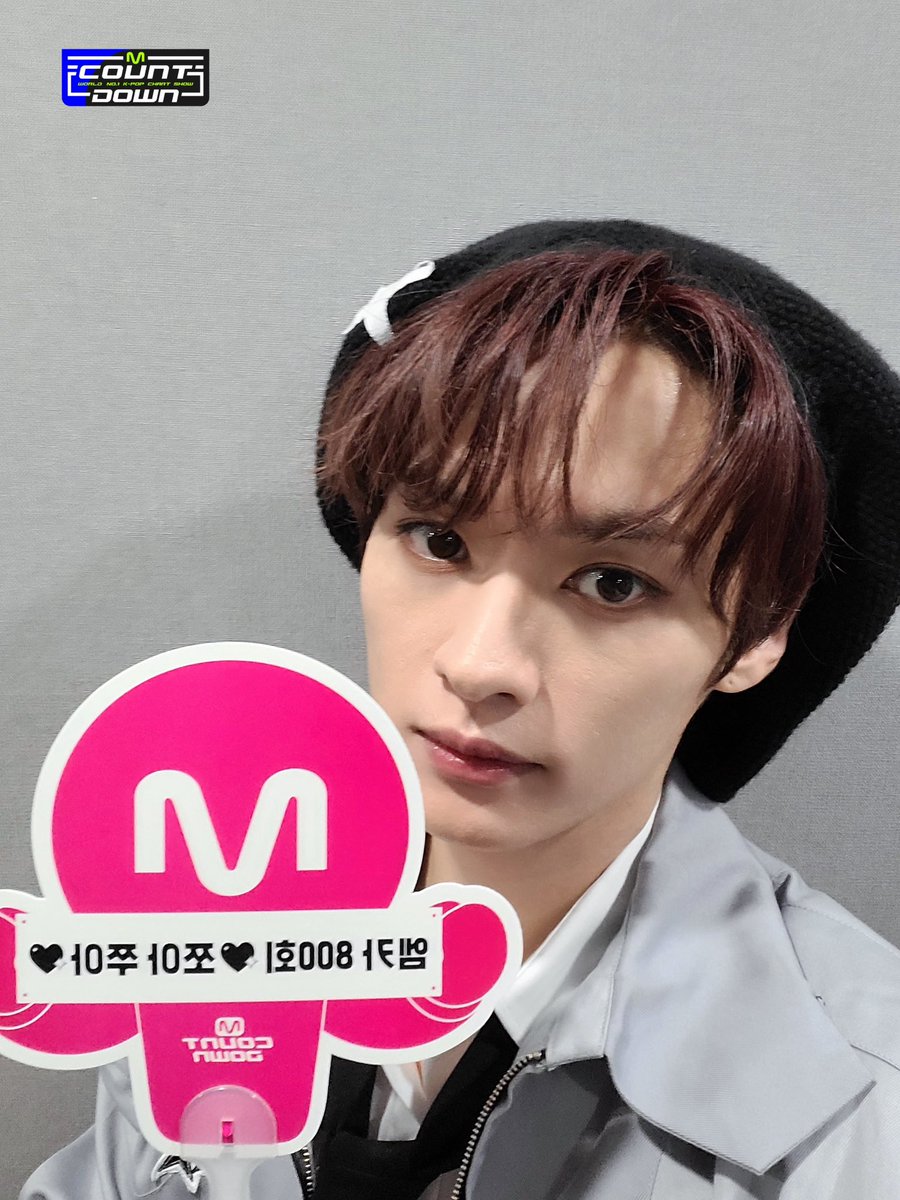 MnetMcountdown's tweet photo. ��키즈 엠카 컴백 무대 특별히 더 좋아 죽겠다…
⚠️안죽습니다과장된비유표현입니다걱정마세요

👉스키즈 엠카 컴백 무대 좋아 살겠다‼️ 
너무 좋아서 살고 싶다🥹❤️ 
내가 살아가는 이유 
그게 바로 스트레이키즈 때문이야✨

#StrayKids #스트레이키즈 #특 https://t.co/XjUFRCjhVt