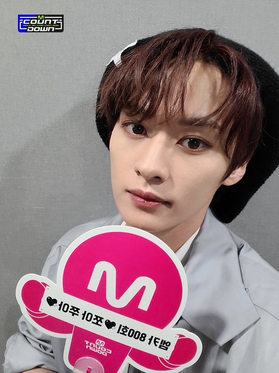 스키즈 엠카 컴백 무대 특별히 더 좋아 죽겠다…
⚠️안죽습니다과장된비유표현입니다걱정마세요

👉스키즈 엠카 컴백 무대 좋아 살겠다‼️ 
너무 좋아서 살고 싶다🥹❤️ 
내가 살아가는 이유 
그게 바로 스트레이키즈 때문이야✨

#StrayKids #스트레이키즈 #특