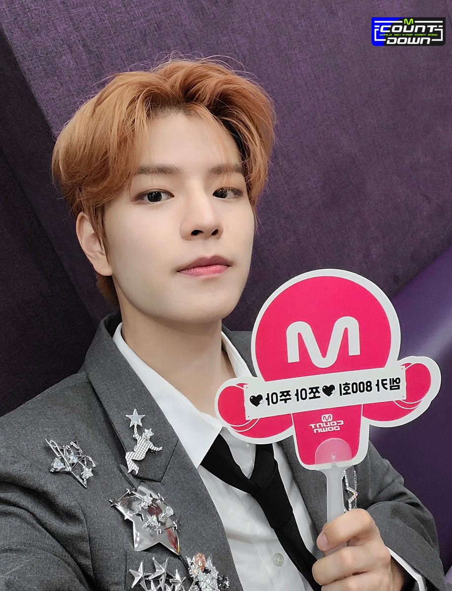 스키즈 엠카 컴백 무대 특별히 더 좋아 죽겠다…
⚠️안죽습니다과장된비유표현입니다걱정마세요

👉스키즈 엠카 컴백 무대 좋아 살겠다‼️ 
너무 좋아서 살고 싶다🥹❤️ 
내가 살아가는 이유 
그게 바로 스트레이키즈 때문이야✨

#StrayKids #스트레이키즈 #특