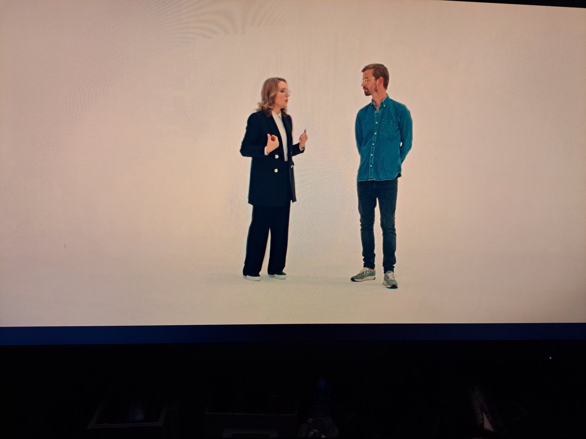 CKemfert's tweet photo. Echtes Öko-Tainment: »The World’s Most Dangerous Show« von @officiallyjoko : es geht um die #Klimakatastrophe, innovative Zukunftstechnologien und Hoffnung: wir können es schaffen, wenn wir alle mitmachen. Gänsehaut-Moment am Schluss der 6. Folge. 
Guck-Tipp bei @PrimeVideo 
🙂💚 https://t.co/KioEBhR9hC