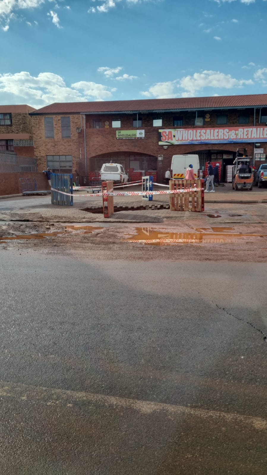 ECSD_TECH KHALIL.M on Twitter "Picture as recieved Gemsbok Street