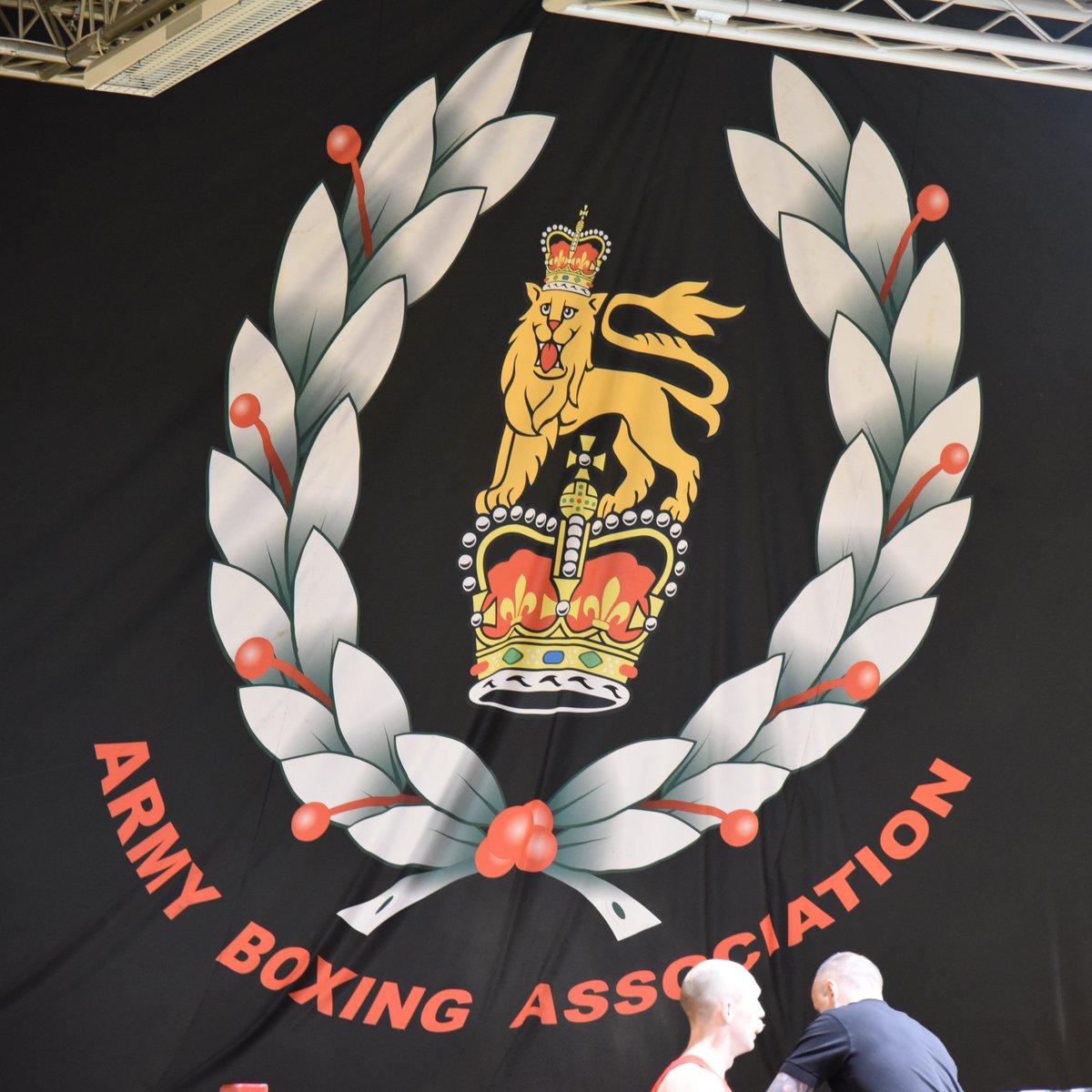 I would like to wish all of those in our #SapperFamily taking part in the @ArmySportASCB Boxing Open Championships Final the best of luck today! You, and the whole team, have all done the Corps proud! 🥊 youtube.com/watch?v=EgRXJS… #SapperStrong #Ubique