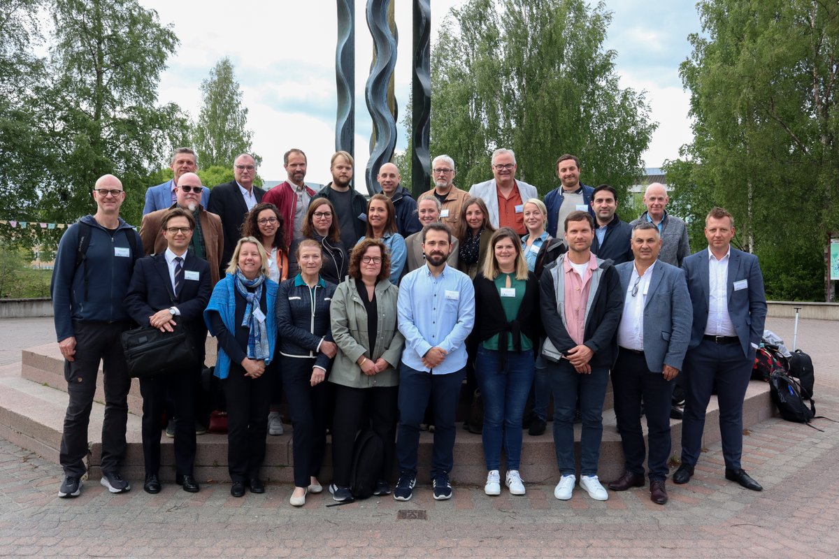 ENAIBLER's tweet photo. Day1⃣ of #ENAIBLER study visit at @umeauniversity had insightful talks on the transformative power of #ArtificialIntelligence.

SCDI AI Business Lab is spotlighted for its innovative solutions &amp; the Swedish AI Trust Model's push for ethical AI governance have been discussed. https://t.co/OhWDWUxlM9