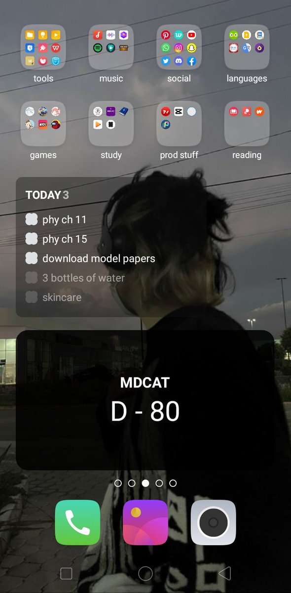 widget added to my homescreen. 80 days left in mdcat