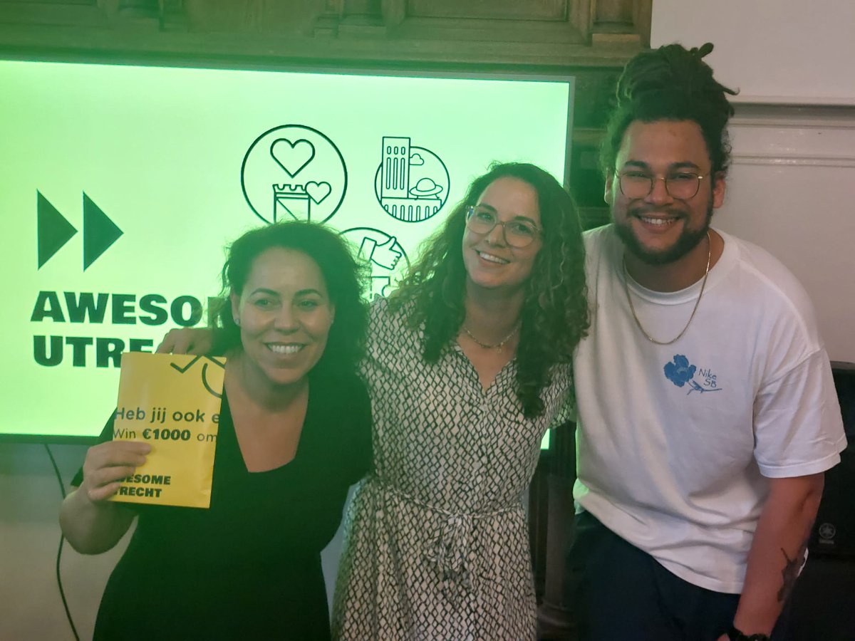 We did it! Dinsdag hebben wij ons project voor Awesome Utrecht gepitched en wij hebben gewonnen! Met het geld gaan wij op 14 juli een mooie samen speeldag organiseren voor kinderen met en zonder beperking bij speeltuin de Hoef #leidscherijn #trots #pitch #samenspelen #beperking