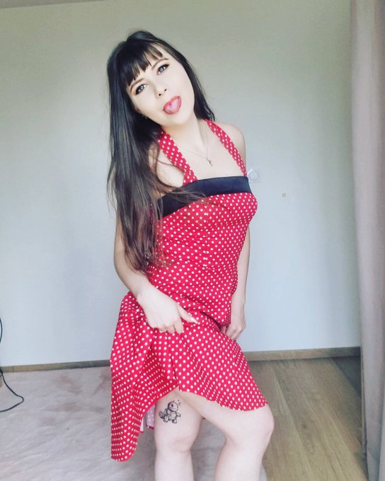 Bonjour tweeter https://t.co/oCQzFhyava<a href="/tag/mlrgirls"class="tags"><span>#mlrgirls</span></a>