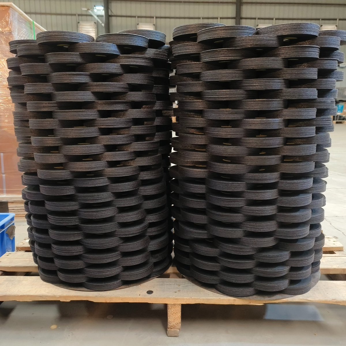 Lily83394229's tweet image. Hi, my customers. Your products are waiting for you!
Our products can meet European standards and National standards. Safety can be ensured. Moreover, they are more effective.

WhatsApp: +86 18337161501
Email: sales01@thxabrasives.com
#abrasives #cuttingdisc #factorysale