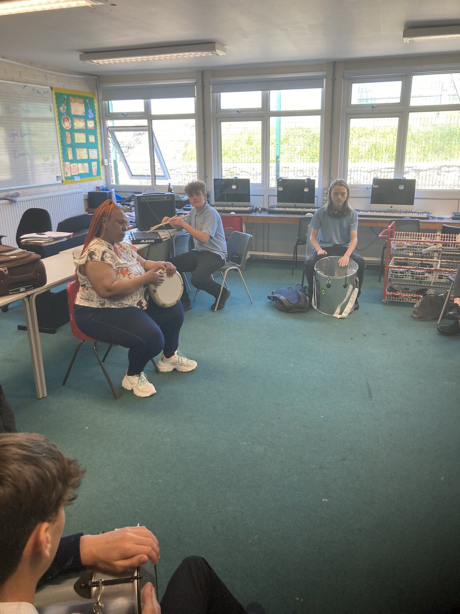 Cerdd@YDO (@cerddydo1) on Twitter photo Diolch yn fawr i Rasha! Mae blwyddyn 10 wedi mwynhau gweithdu drymiau affricanaidd ar Dydd Llun. Profiad gwych!
#dathliadcymruaffrica
<a href="/TMandingue/">The Successors of the Mandingue</a> <a href="/OfficialRasha/">Rasha</a> <a href="/DyffrynOgwen/">Ysgol Dyffryn Ogwen</a> Diolch yn fawr i Rasha! Mae blwyddyn 10 wedi mwynhau gweithdu drymiau affricanaidd ar Dydd Llun. Profiad gwych!
#dathliadcymruaffrica
<a href="/TMandingue/">The Successors of the Mandingue</a> <a href="/OfficialRasha/">Rasha</a> <a href="/DyffrynOgwen/">Ysgol Dyffryn Ogwen</a>