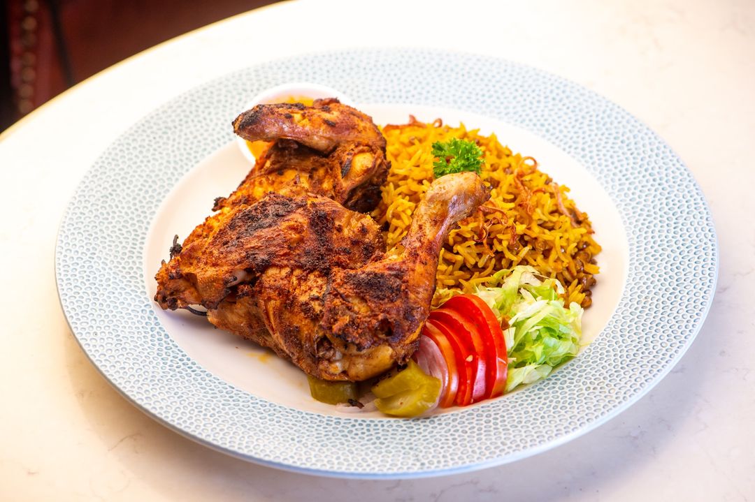 MomoSserie's tweet photo. Momo deliciousness loading for the long weekend ahead!🍗🍝😋 #BeOurGuest https://t.co/ZzmDk0yCzh