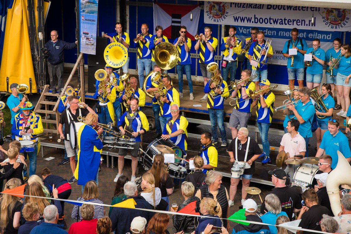 vvvameland's tweet photo. Voor welk evenement op waddeneiland Ameland ga jij? https://t.co/rnMn56e6hu #rugby #bootwateren #paardenreddingboot #actie https://t.co/KAYFhjTwqF