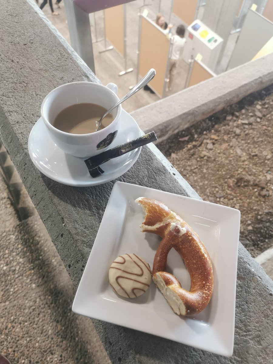 Laura Stevens tweet media