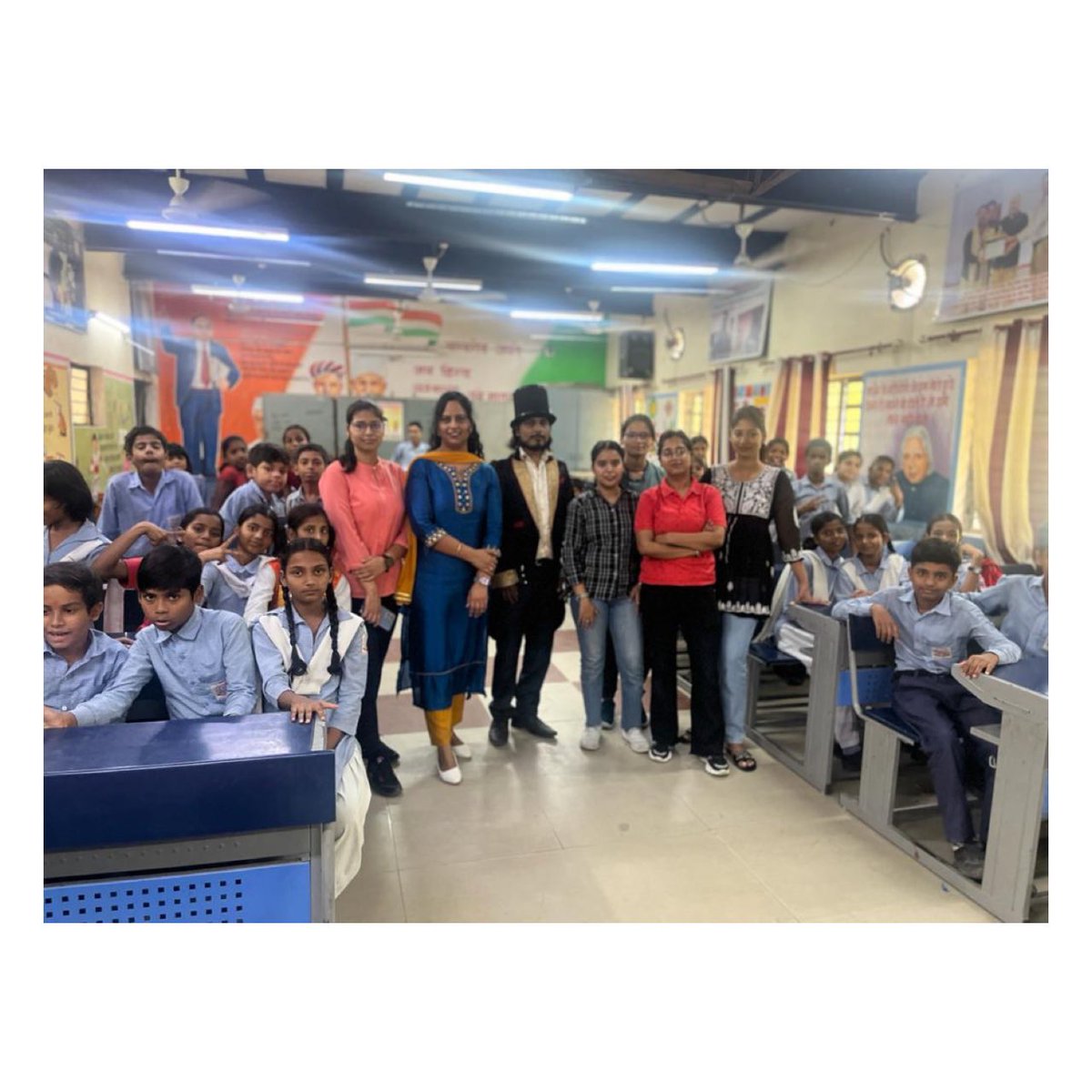 #mastikipaathshala #summercamp event held today at govt co-ed school, mayur Vihar, Delhi.
As a part of our STEM lab Learning and Fun at Aadhaar organisation #SummerCamp Week!
Engaging activities like zumba ,magic show, glass paining and many more.
@TalentsOfDoE