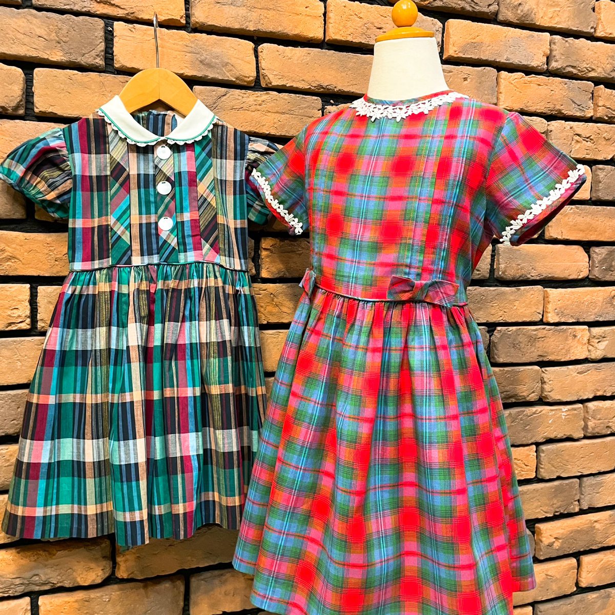 ❤️💙💚🤍❤️💚
『1950’s Cotton Plaid Girls Dress 』
honey-bop.com/?pid=175130025
honey-bop.com/?pid=175129953
🤍💙💚🤍❤️💙
⁡
🌼HONEY BOP🌼
〒460-0011
愛知県名古屋市中区大須2-7-46-2F
📞 052-253-6637
📩 honey_bop@opal.plala.or.jp
🛒 honey-bop.com
#honeybop #vintage #vintagekids