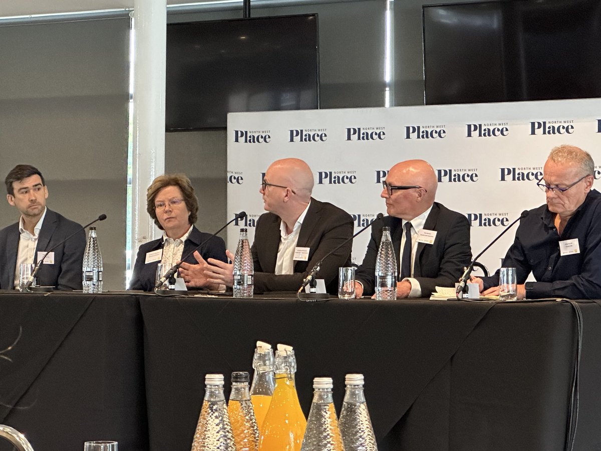 Thomas Pearson tweet media