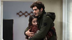 thereseperucho's tweet photo. @Milenac1973 @CentenoCandy Para ti 😉🫠😍
#BurakDeniz #HazalKaya #BaFi https://t.co/NSuAKDGFWX