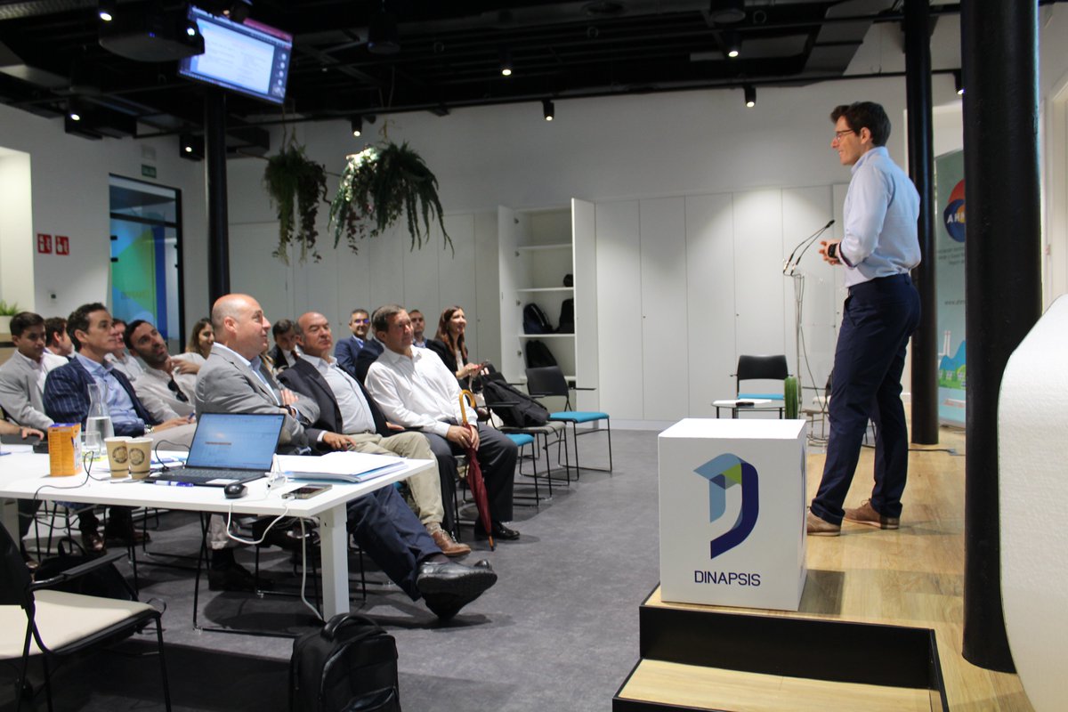 Provechoso encuentro entre los asociados de <a href="/AHMUR_H2/">AHMUR</a>  para impulsar proyectos y consorcios a convocatorias del PERTE ERHA en <a href="/dinapsis/">Dinapsis</a> 

El proceso de match-making ha reunido a más de 30 técnicos y 20 empresas asociadas

Impulsamos el #HidrógenoVerde #GasesRenovables