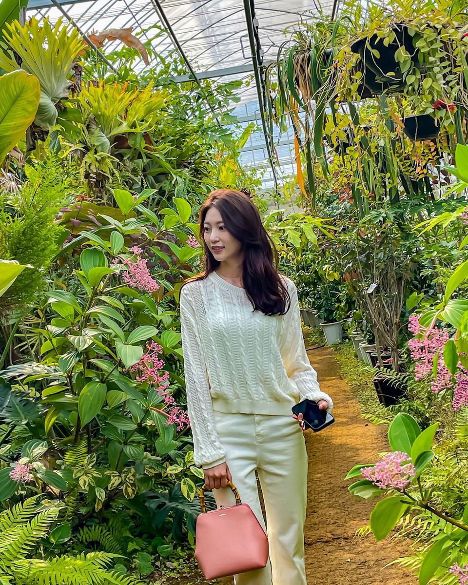 GSYintl's tweet photo. [IG] 230608 Gong Seung Yeon update 

https://t.co/lj4qy3idpz

#공승연 #GongSeungYeon https://t.co/P6pAIiveKJ