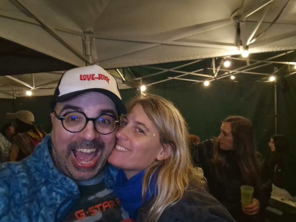 maadraassoo's tweet photo. Quin TRIO! ❤️❤️❤️ El CRACK #nicoffer dels @chkchkchk ,la meravellosa @rocio__saiz i el Fantàstic yung pradito dels la elite a l' @embassat 2023!Quins enormes concerts & Dj Sets ens veu oferir al Festival! #Embassat #Embassat2023 #Embassat15 #DeesmaadraassooEmbassat #ILoveSabadell https://t.co/FmwErFNBAD