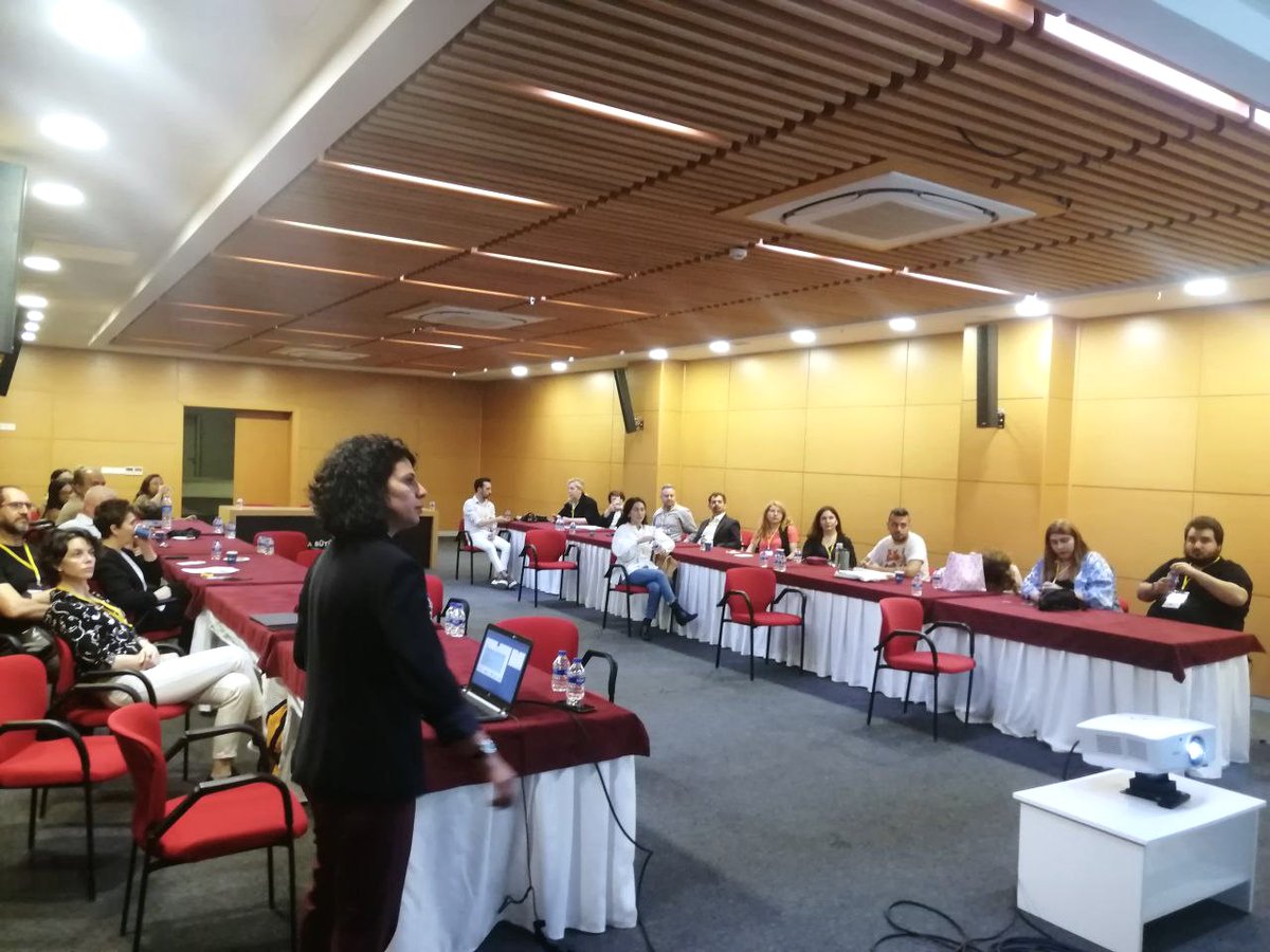 kavsakplatform's tweet image. 1 Haziran tarihinde Antalya Büyükşehir Belediyesi'nde düzenlenen #KAVŞAK Ağı Bilgilendirme Günü'nde kamu, özel sektör, sivil toplum kuruluşları ve akademiden katılımcılar yer aldı.

@ANTALYABB