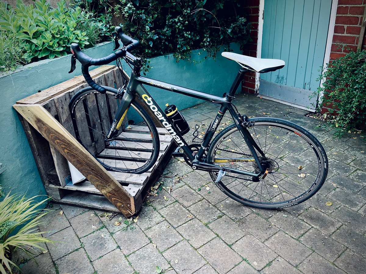 Our incredible #volunteers helped design and build a completely recycled #BikeRack. Come and try it out at #PierStreetParty, The Environment Centre (SA1 1RY) on Saturday 10-2. #CircularEconomy 
@ValeVeloWays @CyclingUK_Wales @LivingStreets @Wheelrights