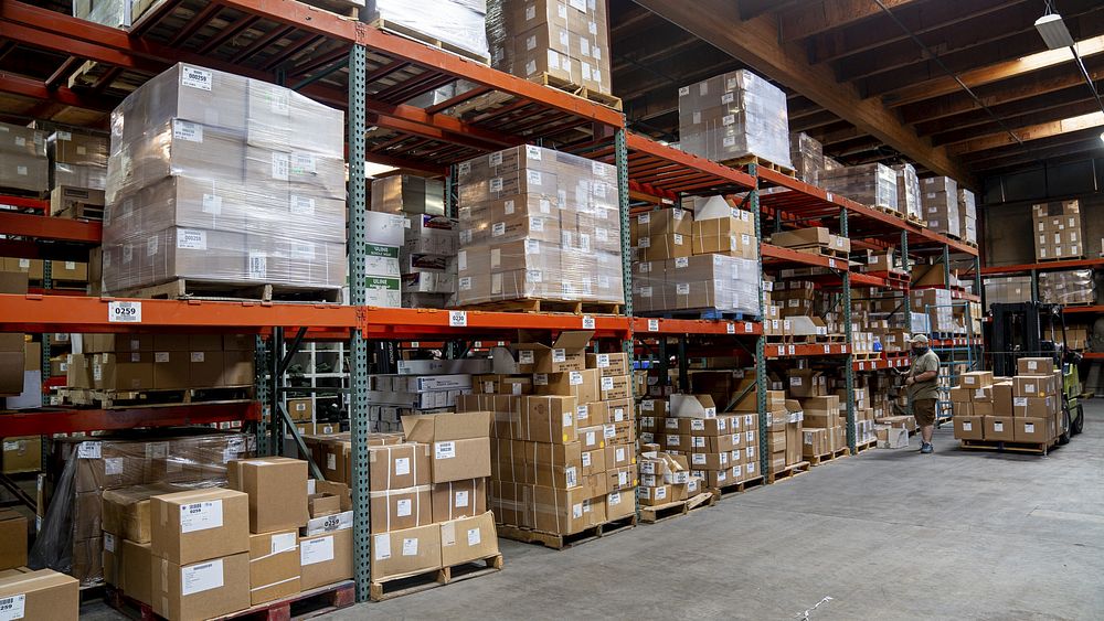 The industrial market in Cleveland showed signs of softening in the first quarter of 2023 with only a small increase in positive net absorption and a decrease in lease signings. <a href="/LeeAssociatesRE/">Lee & Associates</a> 

ow.ly/f4Qt50OHMtA