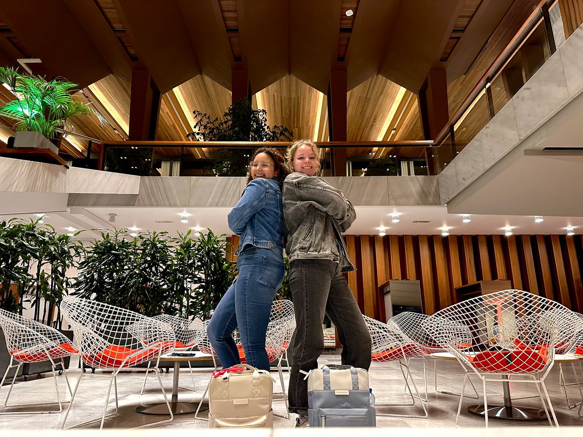 Ons 1 na jongste, Arnhemse raadslid is jarig vandaag! Happy birthday @marinnoomen 
Mogen nog vele van je moties en voorstellen aangenomen worden de komende jaren 🥳